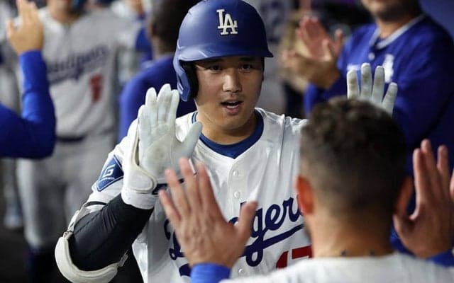 大谷翔平52号から5秒後…「最も無礼で敬意」のある瞬間　米ファンが虜になった行動