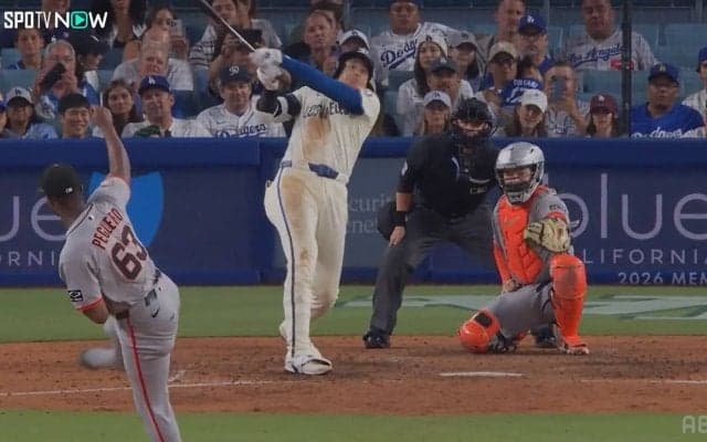 はい終わった…相手投手の“確信ガックリ”が早すぎる！大谷翔平の100マイル撃ち53号に反響続々「やっぱり規格外すぎる」