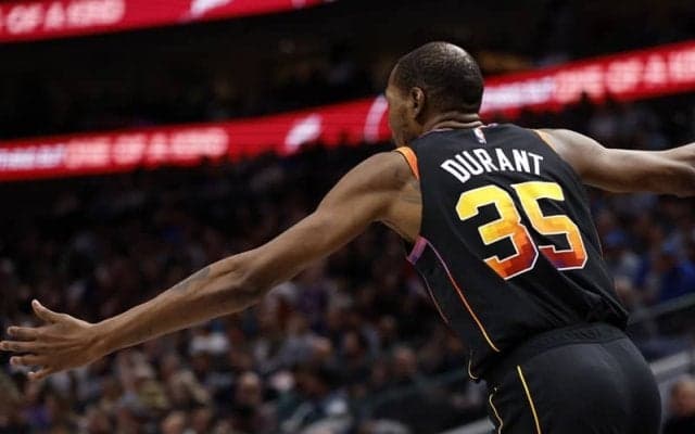 デュラントやシェングンらを擁するロケッツはウイングスパンで7フィート以上が9選手