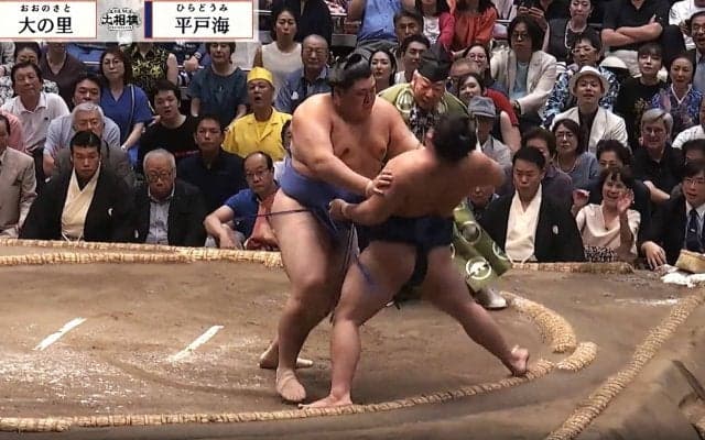 元若乃花「つえーよな…」覚醒した大の里、“絶対不利”の体勢から衝撃逆転 一体どうやって…？ 元大関・栃東の玉ノ井親方も納得の強さとは 