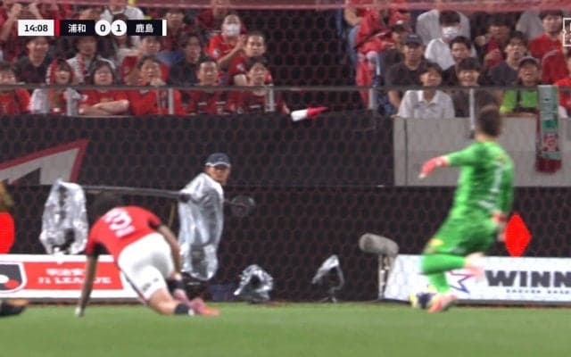 「酷い失点」浦和GK西川、痛恨のミスキックからの失点に「何やってんねん」辛辣コメント殺到もファン「チーム全体の問題」を指摘