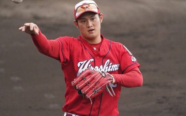 楽天戦力外から2年…美人妻と突然の報告　「え、おめでとう！」29歳に祝福殺到