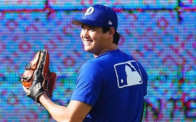 大谷翔平、爽やか青シャツで球場入り　球団SNSが動画公開…先発登板直前、貴重な私服姿