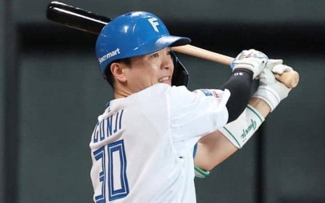 「この選手抜きでは今年は難しかった」新庄監督に言わしめた日本ハム27歳ユーティリティープレイヤーの存在感　圧巻の.302「実力で4番に座っている」
