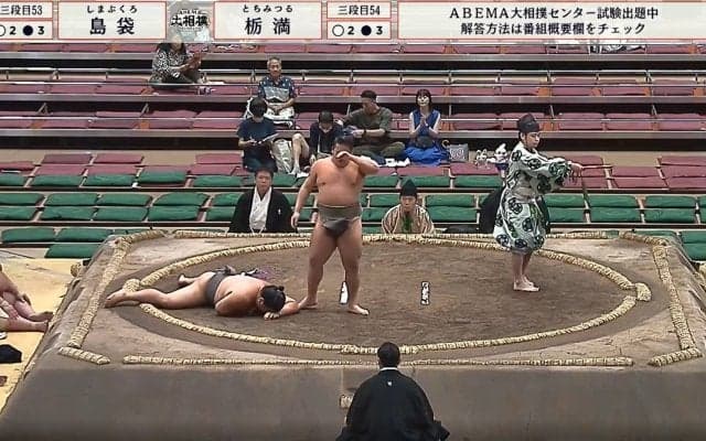 「びっくりした」一体、力士に何が？ 取組後、“悔しさ全開”でハプニング ファン驚き