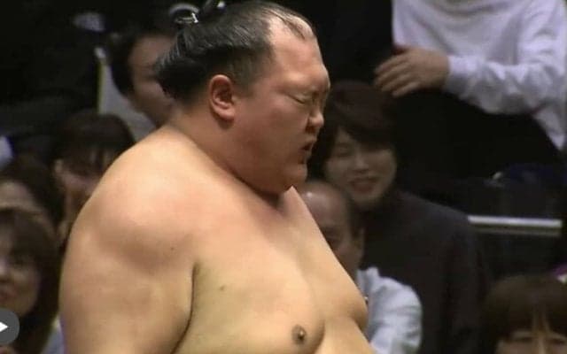 「痩せて可愛くなった」「笑顔もステキ」引退した人気力士、“大減量”後の姿にファン驚き