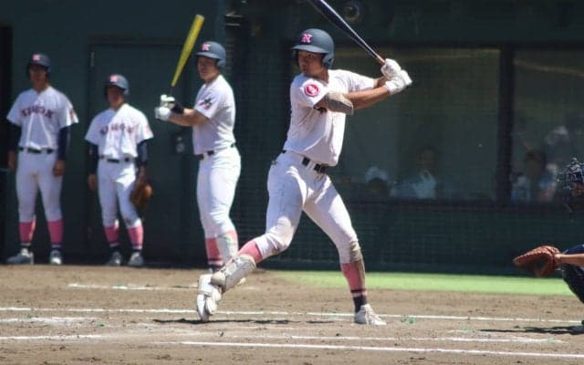 夏の大活躍で今年の高校生NO1ショートに躍り出た半田南十（日大藤沢）を徹底分析！＜高校野球ドットコム注目選手ファイル・コム注＞
