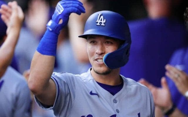 ド軍延長11回にエドマンが“殊勲打”で地区Vマジック「1」　ブルペンまたも“終盤崩壊”で課題残す