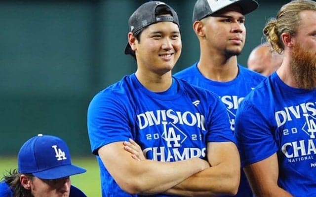 大谷翔平に同僚が届けた“贈り物”　歓喜の瞬間…まさかの光景にファン感動「最高すぎる」