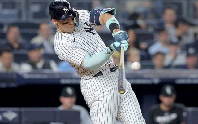 ジャッジが52号豪快弾　NY熱狂、マ軍ローリーとは8本差も…打率＆OPSはメジャー1位