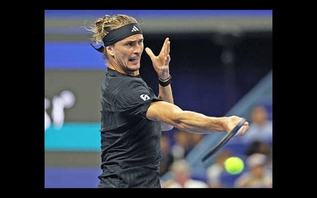  ズべレフ 2年ぶり6度目の初戦突破 