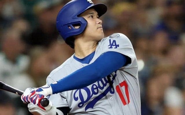 MVP論争を集結させる54HRで防御率2.87の衝撃事実　大谷翔平の異次元さに米解説も断言「シュワバーが残り試合で5発を打てば…」