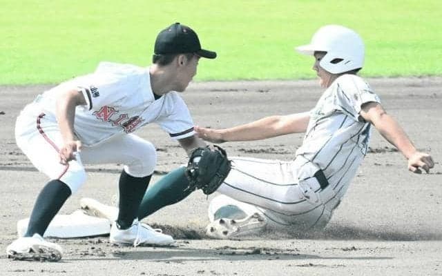 日大山形と東海大山形が決勝へ　秋季高校野球山形県大会準決勝