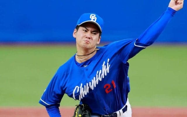 中日まさかのミス「何をやってる」　無残に転がるボール…好投の金丸呆然、X落胆「あかん…」