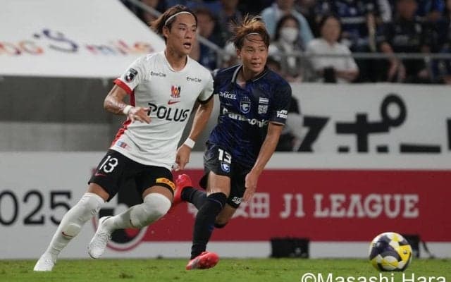 ｢めっちゃイメチェン｣浦和MF渡邊凌磨の元“おはガール”妻、韓国で美容院デビュー！｢レイヤーたっぷりで可愛い｣秋ヘア＆肩出しが｢大人っぽくて素敵｣