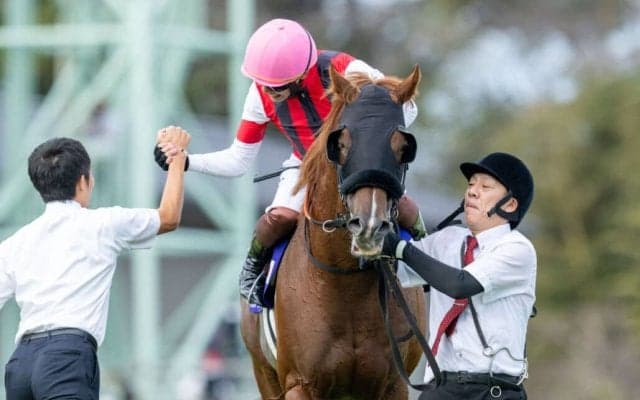【スプリンターズS】三浦「本当に長かった」人馬一体、ウインカーネリアンがG1初制覇