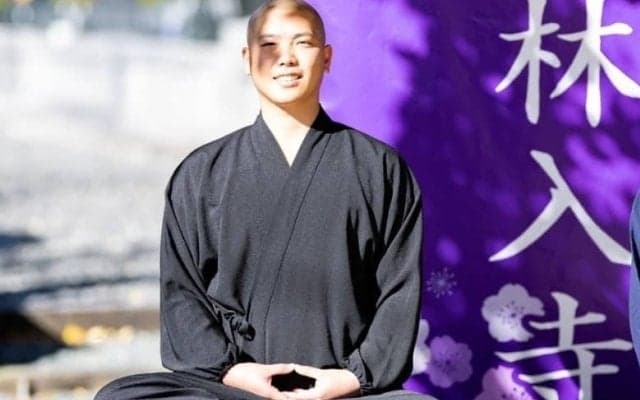 元Jリーガーが僧侶に!? 異色のキャリアを通じて伝えたいこと