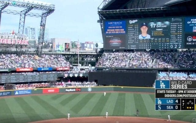 どこ行った…！？ 大谷翔平、豪快アーチで“衝撃光景”「落ちてこない」「意味わからん」176キロ特大飛球→外野手の頭上を“高速通過”