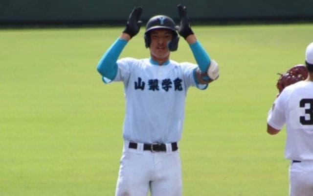 山梨学院の規格外の二刀流が4打数4安打の大爆発！決勝進出【滋賀国スポ】