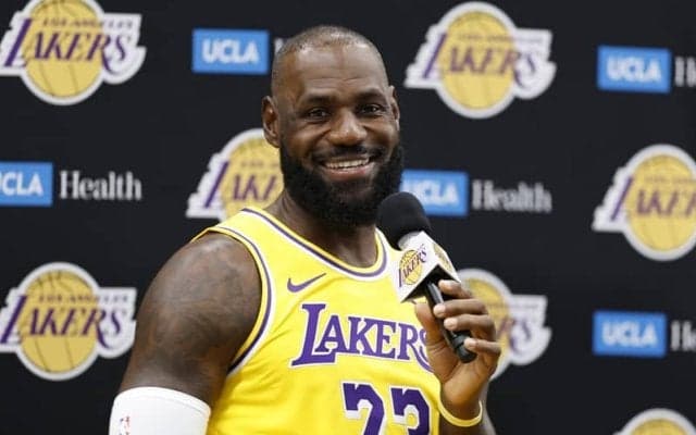 NBA歴代最長キャリア23年目に臨むレイカーズのレブロン「契約については気にしていない」