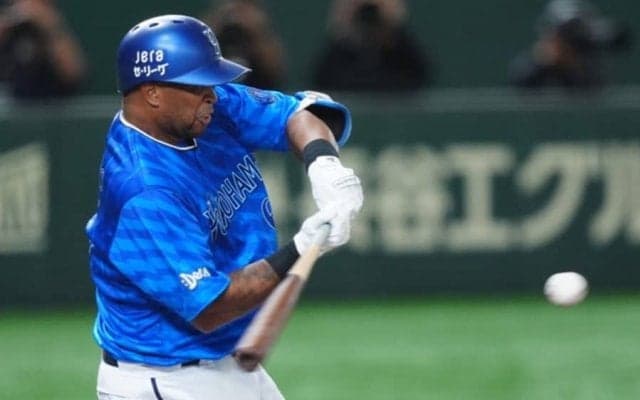 CSへ暗雲…DeNAビシエドが負傷交代　内野安打も走塁で足負傷…代走フォード送られる