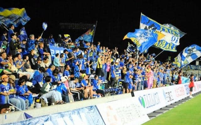 FC今治、スタジアムを増席へ　「J1見据え」8900人収容めざす