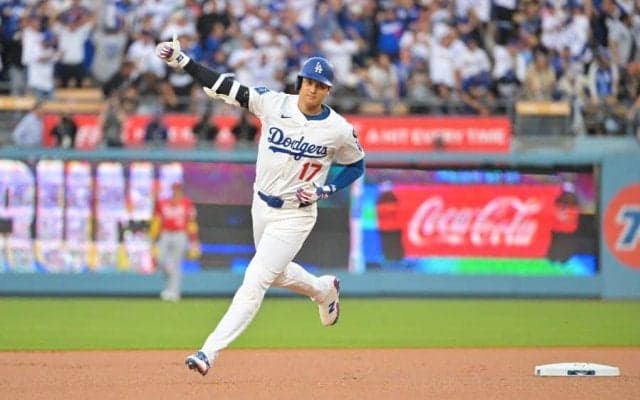 大谷翔平が証明した「史上最高の選手」　LAメディア感銘…衝撃弾を大絶賛「現実離れしている」