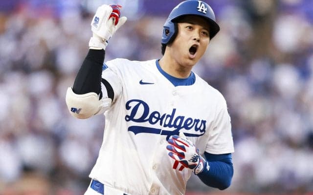 「ショウヘイは毎年MVPだ」PS初戦で2本塁打の“離れ業”　先制弾&ダメ押し弾…大谷翔平は「まさに唯一無二の存在だ」