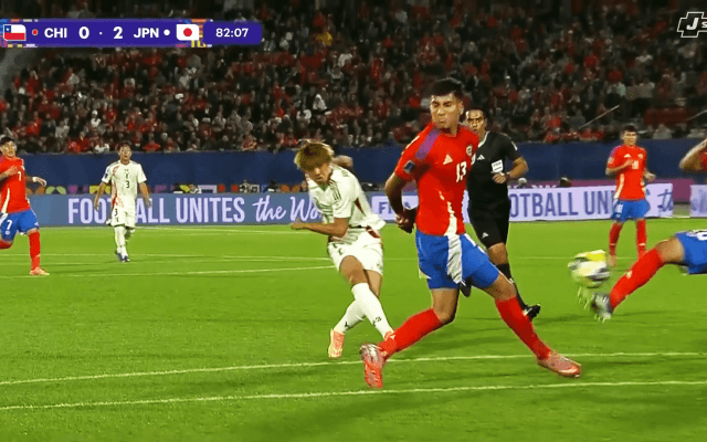 投入３分でゴラッソ！「ちょっと見た？ウチの横山夢樹」「震えるわ」U-20日本代表MFの豪快追加点にファン騒然