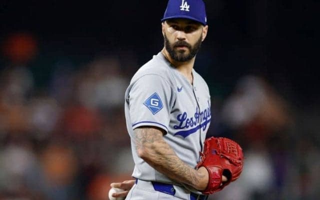 地区S進出王手も消えぬ“懸念”　PS初戦から不安定なド軍ブルペン陣…「112億円男」の真価が問われる