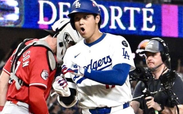 ド軍同僚から絶賛の嵐…ベッツ「もう言葉もないくらいだ」スネル「流れを作ってくれた」大谷翔平、PS初戦でマルチHRの底知れぬ価値