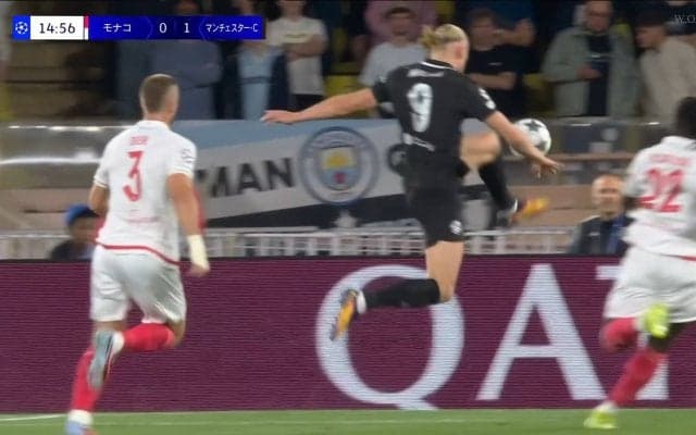 ありえないだろ！怪物ハーランド、超人的“ジャンピングループ”が話題沸騰「やばすぎる」「まさに理不尽」超速抜け出し→圧巻ワンタッチゴラッソが決まった瞬間