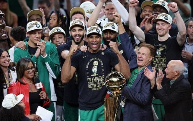 ホーフォードがボストンへ感謝のSNS投稿…「このキャリアの章は特別なものに」