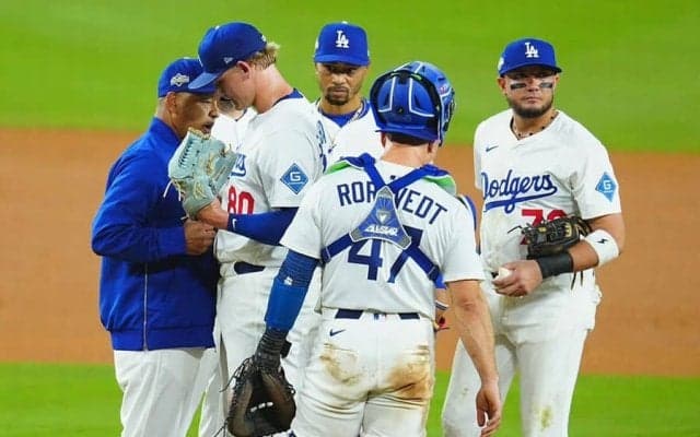 ド軍また中継ぎ陣が大荒れ「ほんと不安定」「燃えすぎ」　先発好投も…25歳が炎上