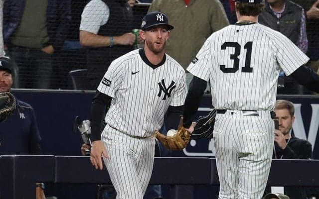 怪我を恐れず23m激走→敵軍ベンチでダイブ　名門救った“神守備”に実況絶叫「空中飛行！」