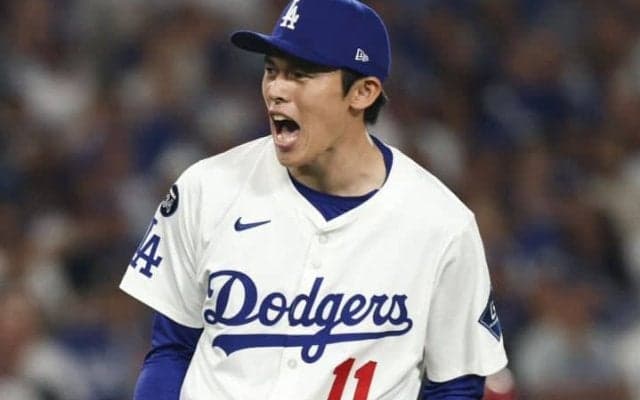 クローザー・佐々木朗希がドジャース救援陣の「起爆剤」に　ロバーツ監督「ブルペンの皆を活気づけ、やる気にさせることを願う」