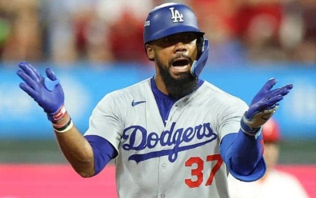 「過去をゴミ箱に捨てるようにして集中した」——テオスカーの究極ポジティブ思考が生んだ逆転3ラン！緩慢守備の汚名返上