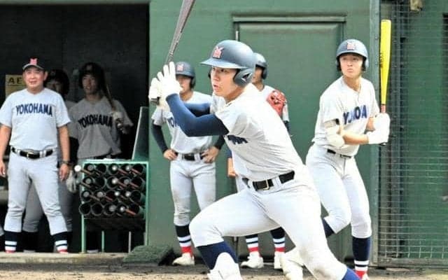 横浜の主将小野「喜ぶのは勝ってから」　東海大相模を破り関東大会へ