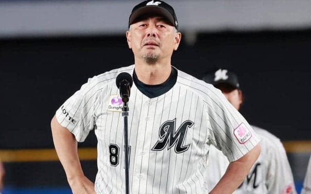 退任発表の吉井監督が涙「嫌な思いをさせて申し訳ない」　ファンに“謝罪”…最下位は「全て私の責任」
