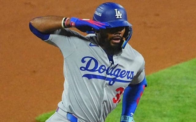 ド軍スタッフが「気絶しかけた」　テオ逆転弾が生んだ狂喜乱舞…X困惑「大丈夫かよww」