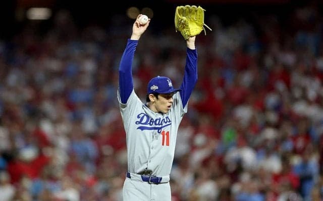 一体、何が…？ 佐々木朗希が“激変”「左足ヤバい」「カッコよすぎ」最速162キロ剛速球→豪快な投球フォームが話題に「体デカくなってる」