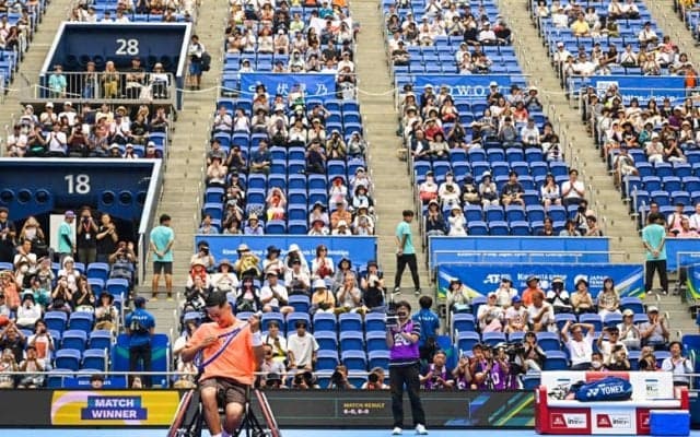 世界ランキング１位の小田凱人が３連覇。聖地のファンに見せた“カッコいい車いすテニス”