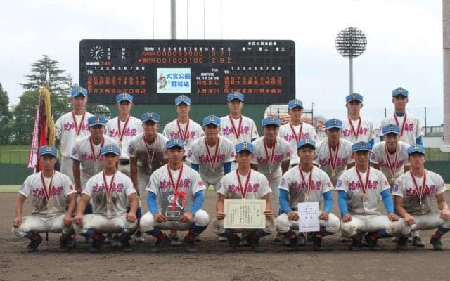 花咲徳栄が浦和学院との宿敵対決を制して優勝！指揮官は投手陣の成長を評価【埼玉】