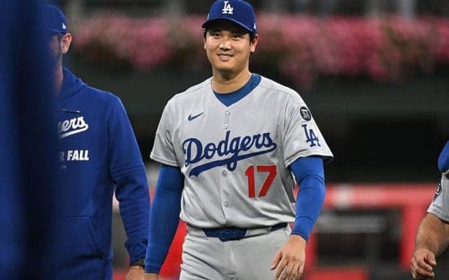 ド軍に寝返った“スター”の家族が反応　セレブに厳しい視線…米ファンの反感を呼んだ行動のワケ