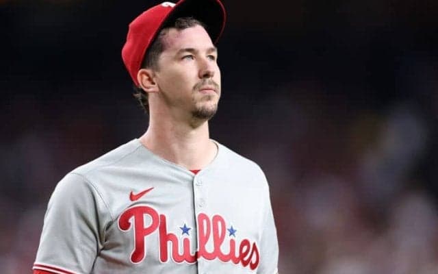 「何らかの情報を提供してくれている」元ド軍の“WS胴上げ投手”が敵陣で牙を剥く　地区シリーズでブルペン待機