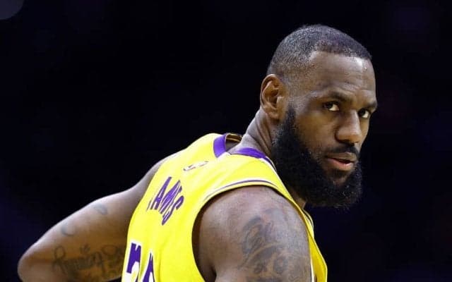 遂に引退宣言か…レブロン・ジェームズが「第二の決断」と題した重大発表を予告