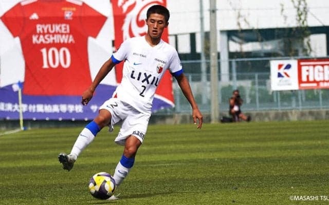 目指すは“盟友”とのプレミア制覇。鹿島アントラーズユース不動の右サイドバック・朝比奈叶和がピッチに立ち続けている理由　高円宮杯プレミアリーグEAST流通経済大柏高校×鹿島アントラーズユースマッチレビュー