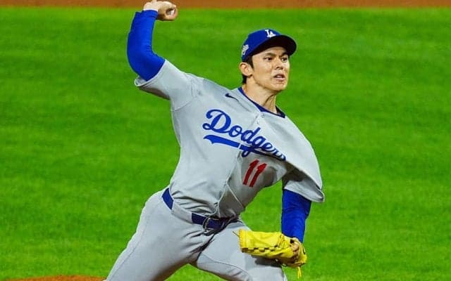 佐々木朗希に同僚から称賛の嵐「簡単な場面じゃない」　現れた救世主…マンシーも驚愕