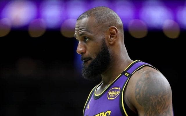 世界中から注目を集めたレブロンの「第二の決断」はブランデーブランドとの“宣伝”映像に