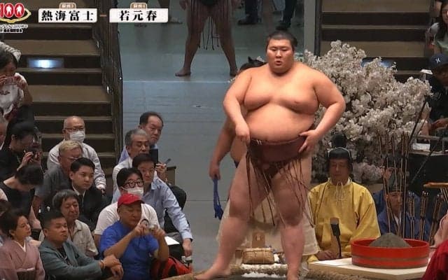 「いいヤジ」大相撲、百周年場所で力士が破顔…皆も笑顔になるほっこり珍事「笑わずにはいられないよね」共感相次ぐ